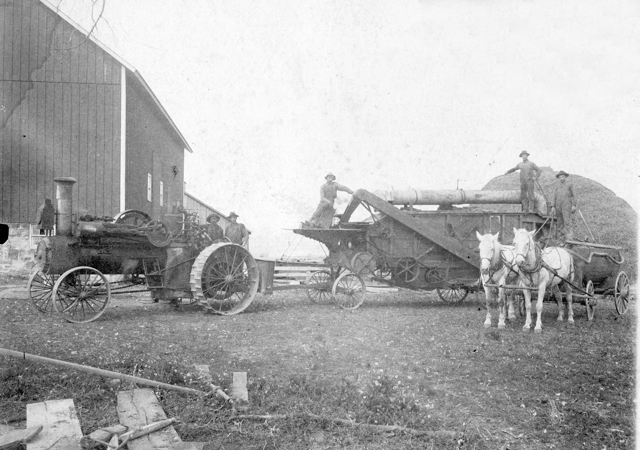 Threshing crew 15-2001G.jpg