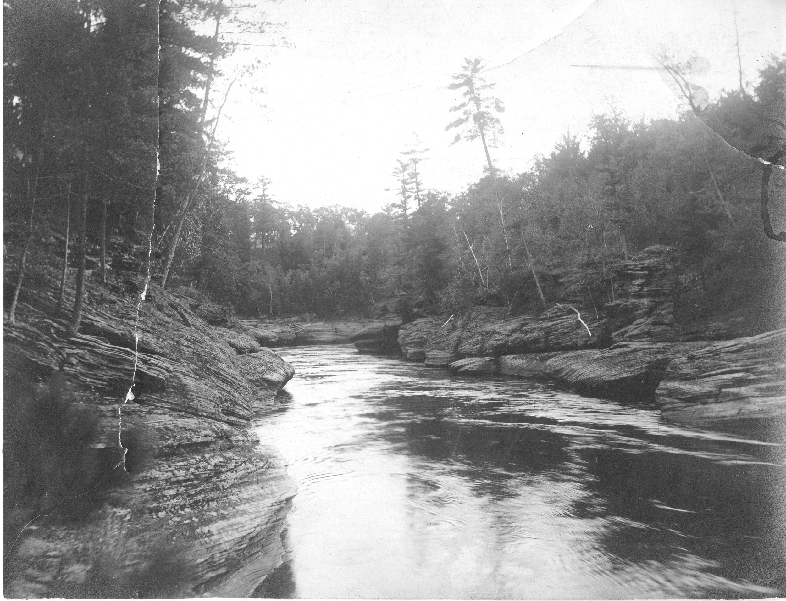 River, Unknown 16-2001DU