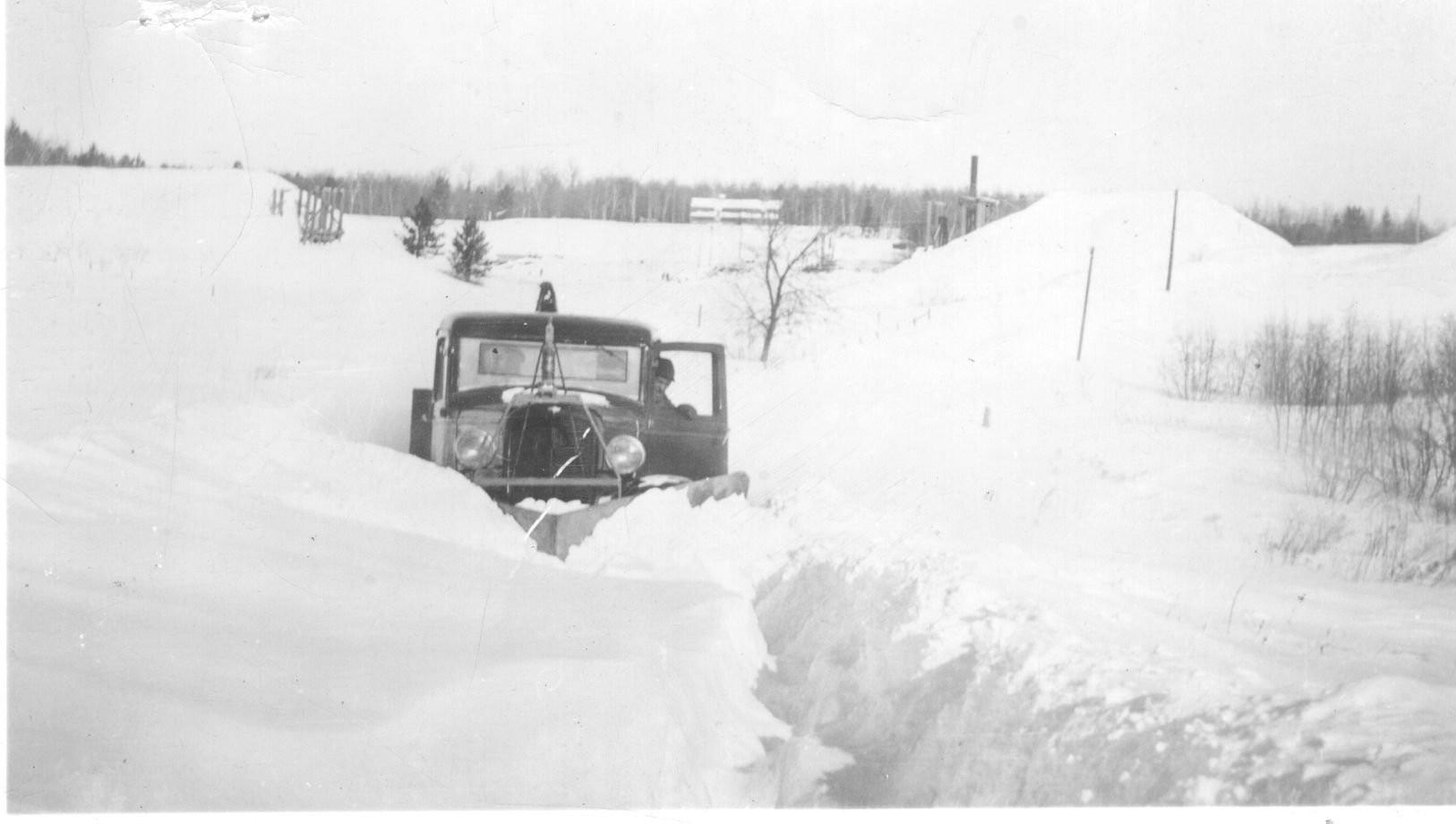 Snow plow 14-1995I16