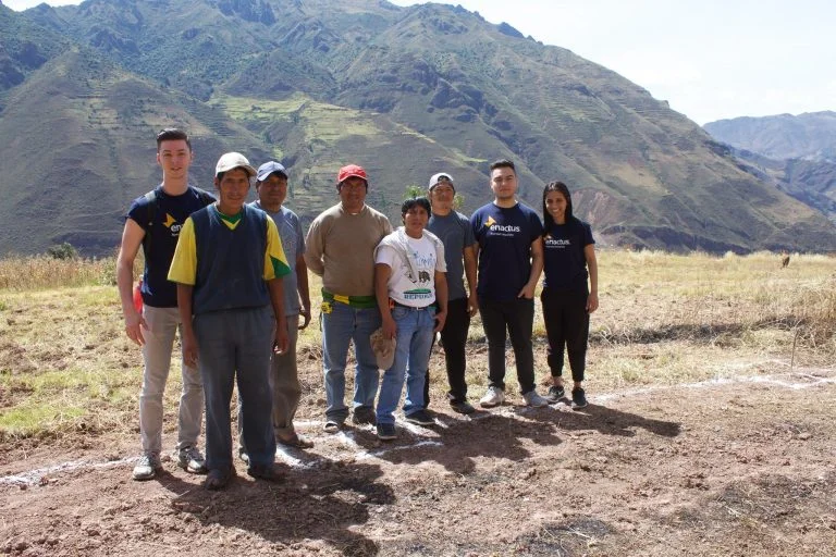 our pROJECT SACRED VALLEY TEAM VISITING pISAC, PERU IN 2016 to help start their garden business