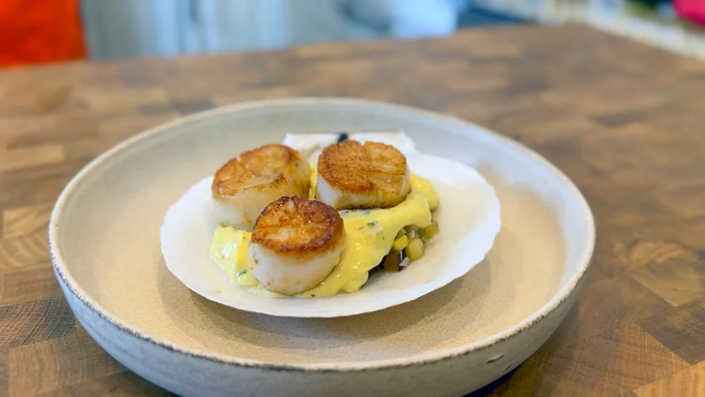 Seared Scallops, Béarnaise Sauce, Stone Fruit Salad — Lanyap Cookery