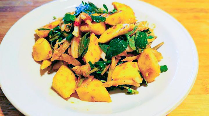 Malaysian Mango Kerabu Salad Malaysian Mango Kerabu Salad