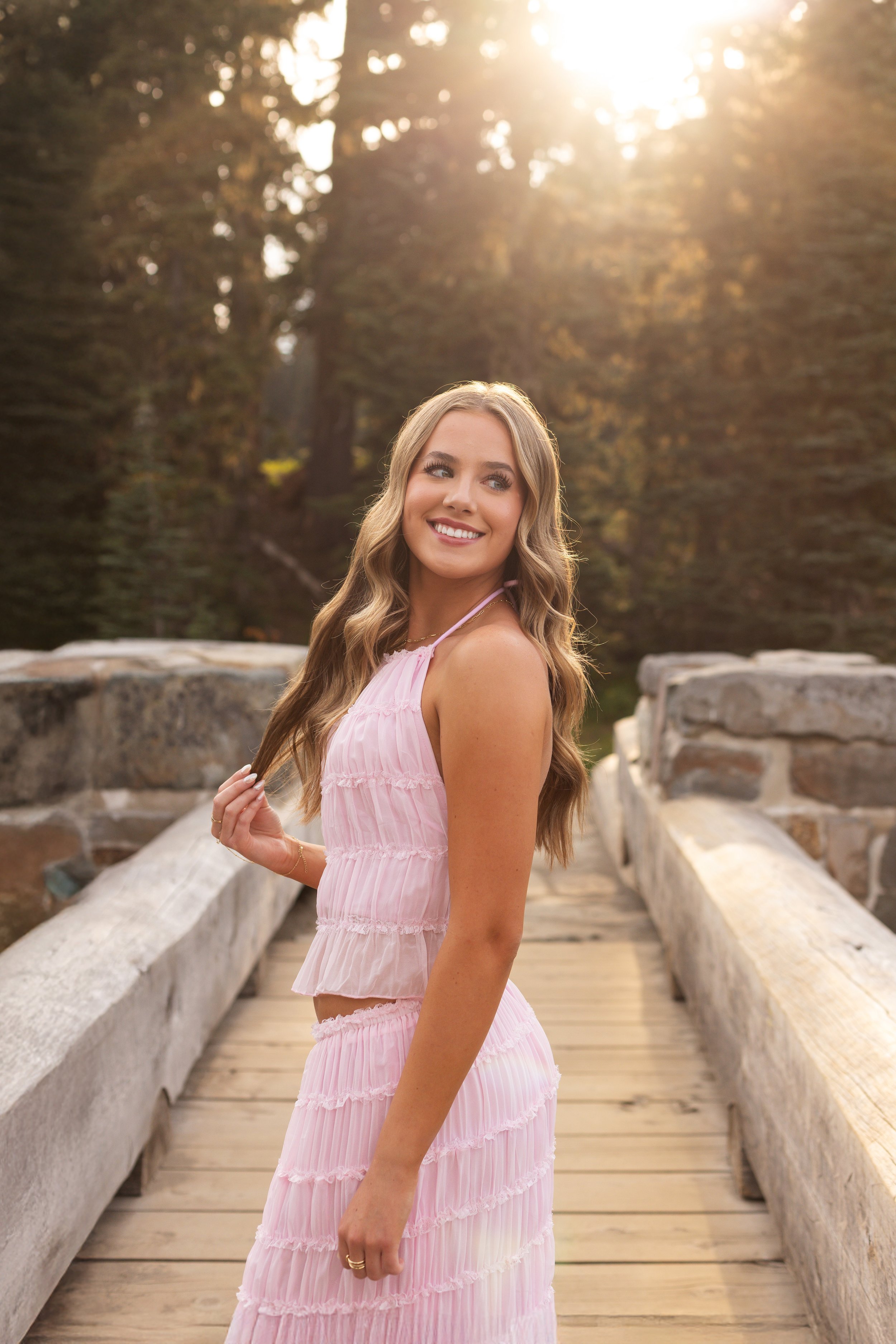 airbrush-tan-for-senior-photos.jpg