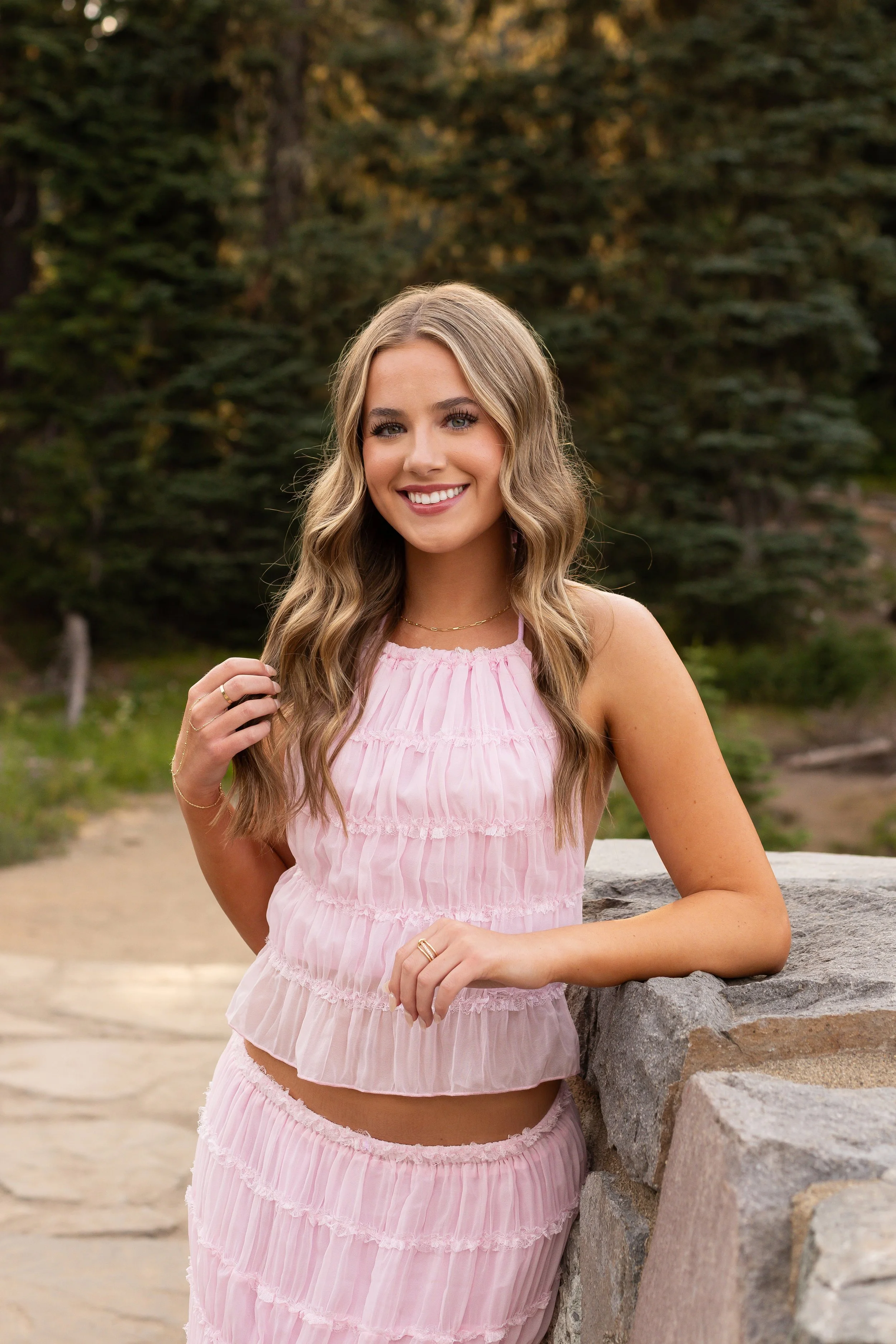 senior-photo-spray-tan-tacoma.jpg