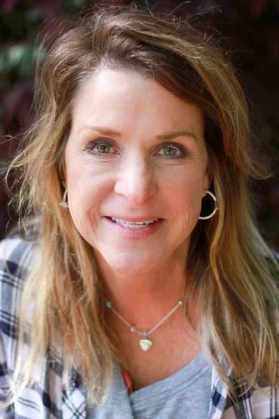 Laura-McCollum.jpg