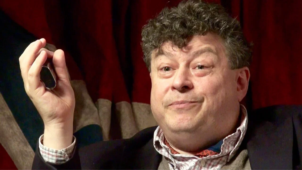 Graphic promoting the blog post "The future of advertising is rooted in the behavioral sciences" - featuring an image of Rory Sutherland