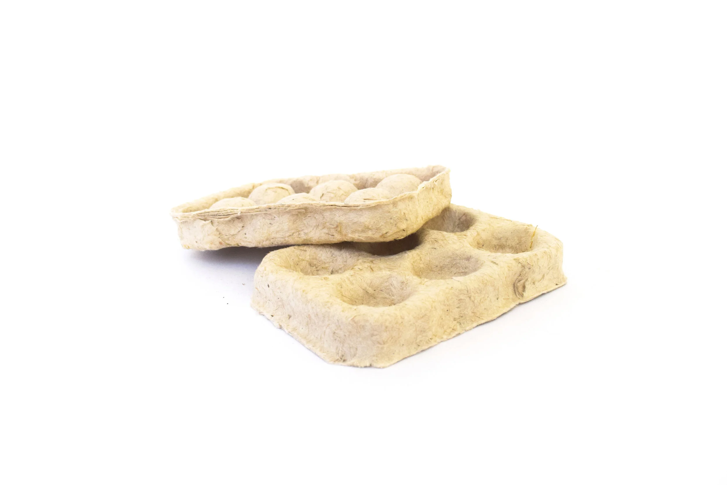 Kenaf 021 - egg carton from blend of processed pulp and raw pulp