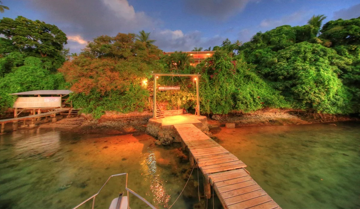 Hakula Lodge Tonga_Dock2_Neiafu.jpg
