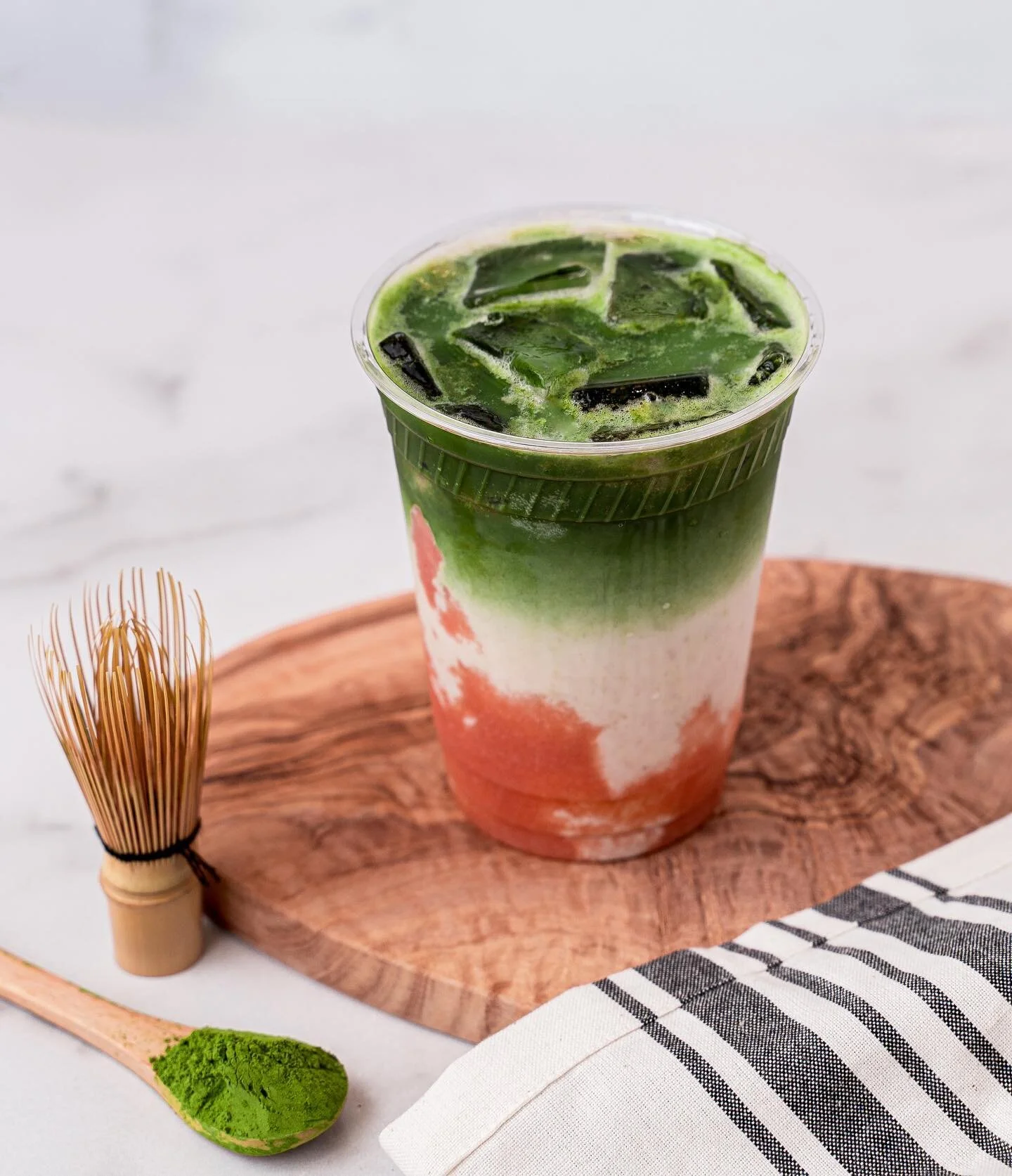 Peep this guava matcha latte 👀 
@haikuteahouse will be serving some drinks at our popup this Saturday. See y&rsquo;all there!