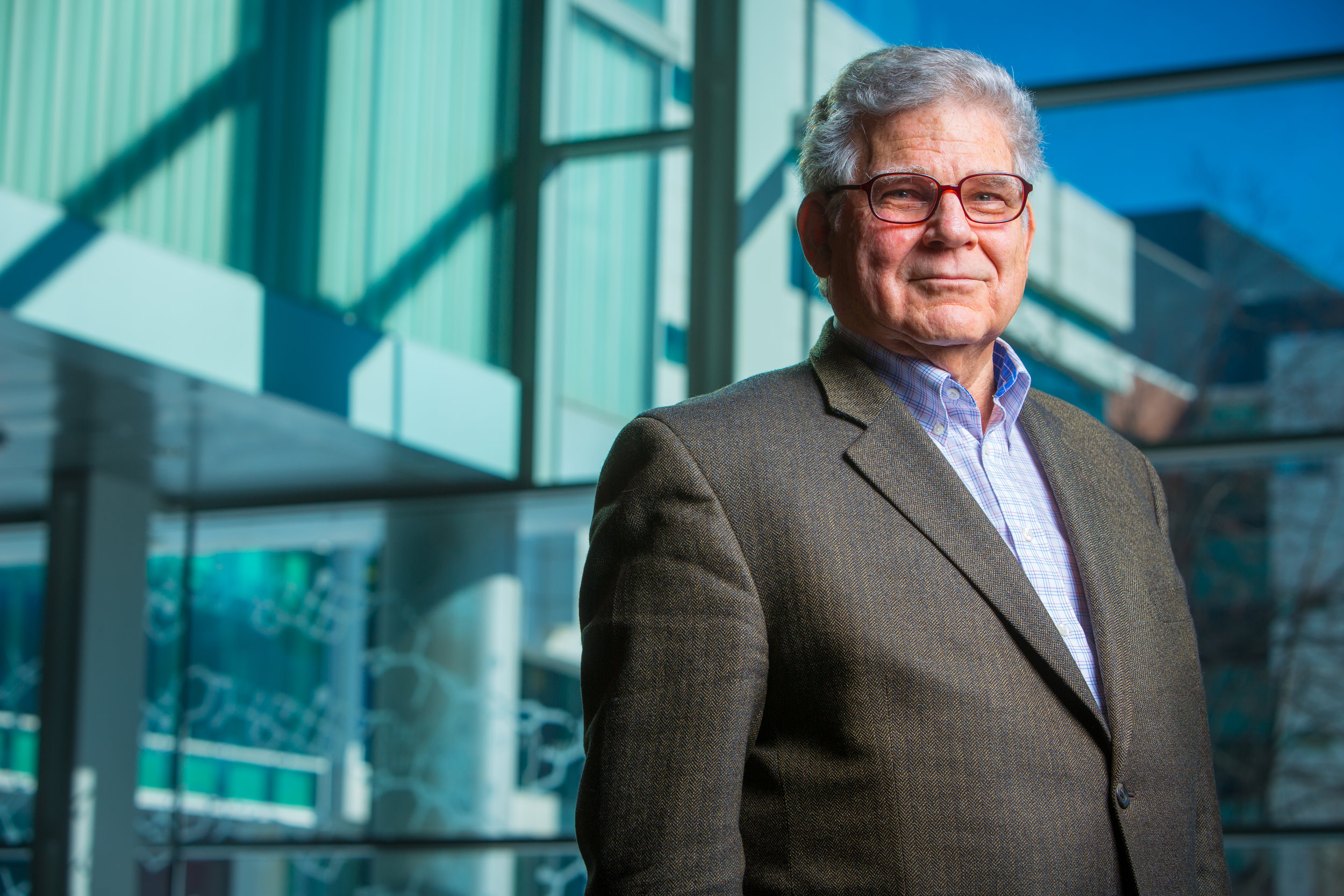 Portrait of Dr. Eaton Lattman, Chief Executive Officer and Executive Director of the Hauptman-Woodward Institute.