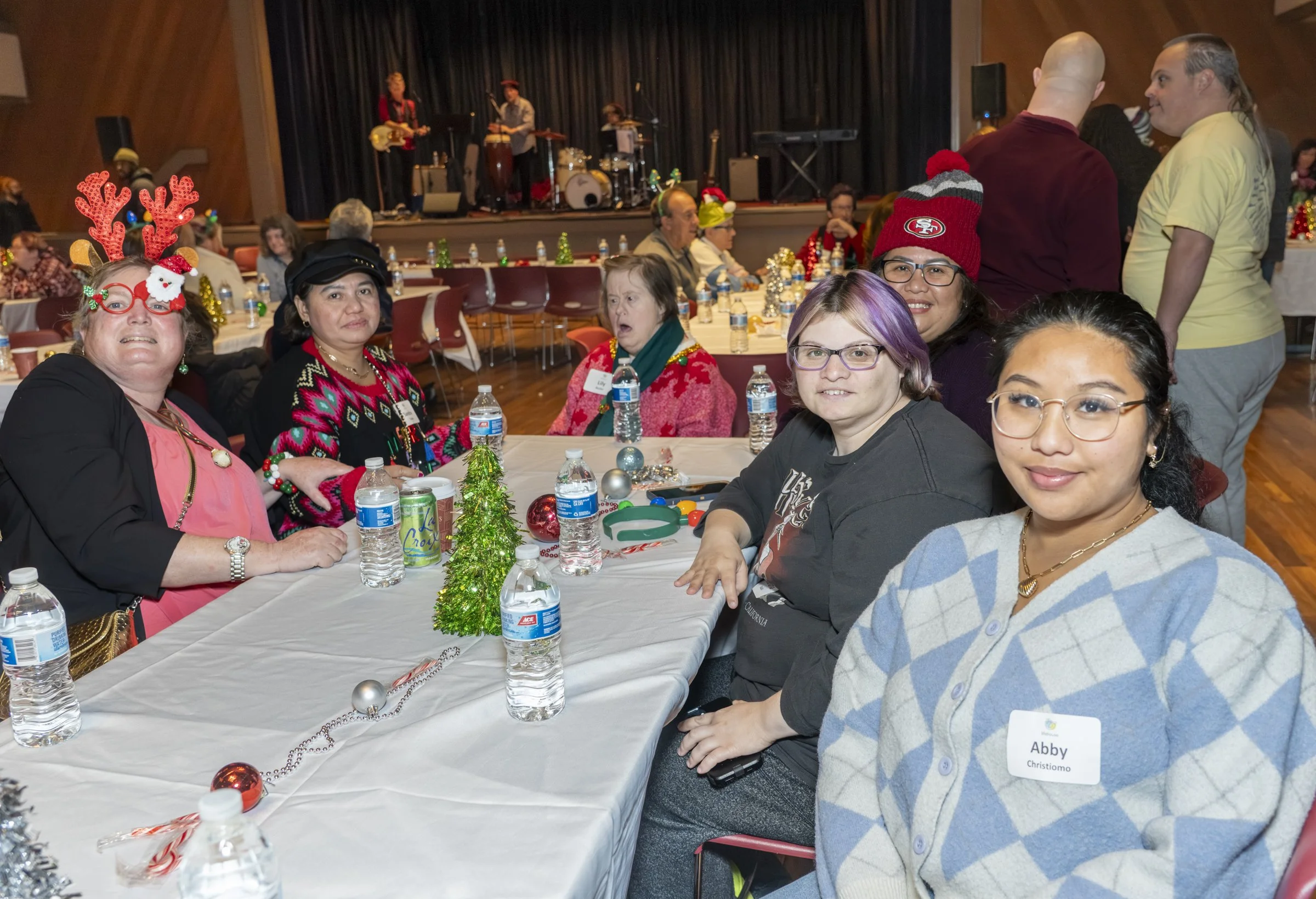 Xmas 25 Low Res-29.jpg