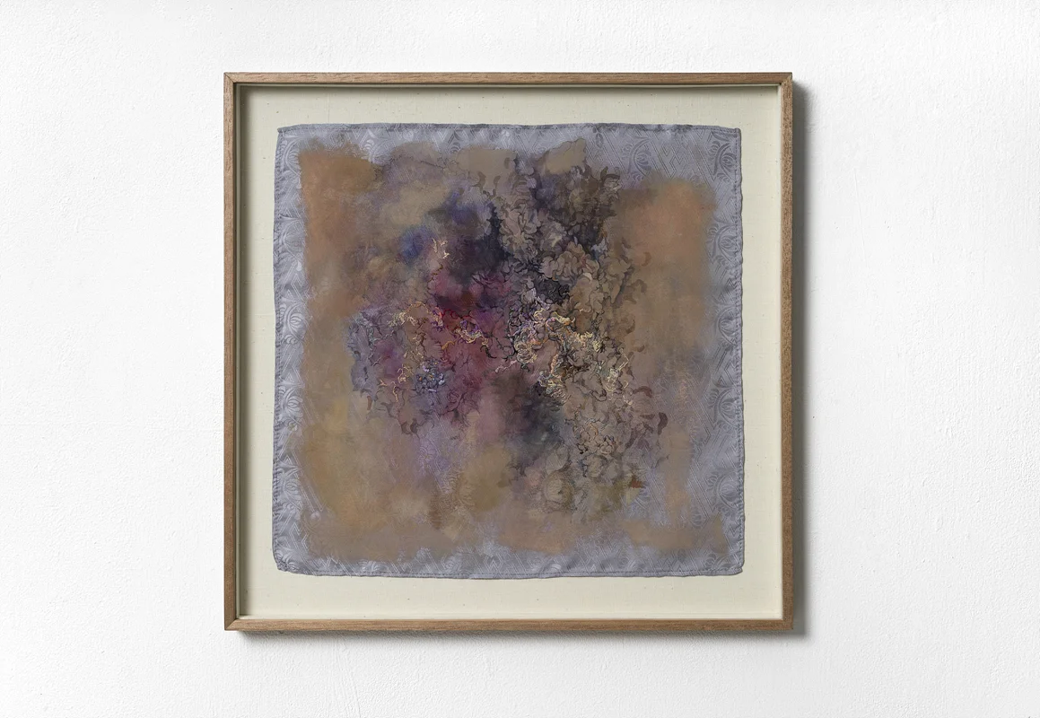 Wounded, 35 x 36 (cm), acrylic, ink, pencil, threads on silk, 2017