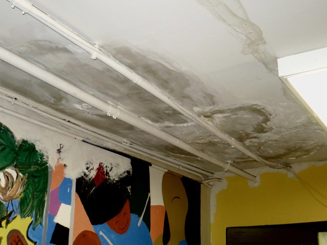 Mitchell ES - 09.18.2015 - Basement Hall Ceiling.jpeg