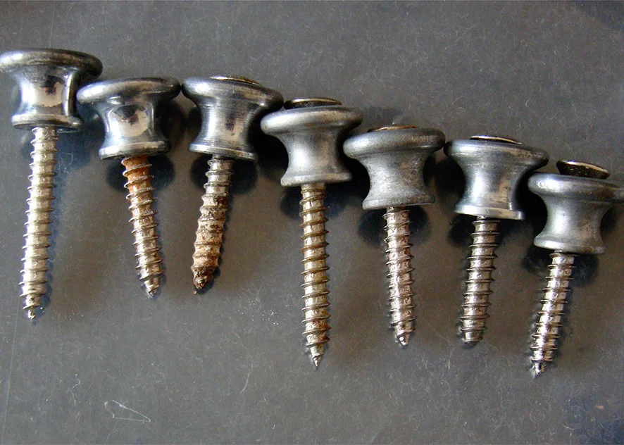 STRAP BUTTONS We have a selection of vintage strap buttons and screws from mid fifties through to the mid sixties. All in good original condition. Please enquire if you need any particular vintage screws or small parts. Price: POA