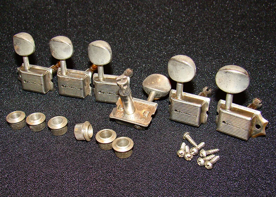 FENDER KLUSON TUNERS Vintage Haven have a large collection of genuine Fender Kluson tuners including, 'no lines', 'single lines' and 'double lines' and can include sets of original mounting screws and bushings. Prices depend on condition. They are all in excellent working order. Again, let us know exactly what you require and we will try to help. See examples by clicking learn more below. Price: POA