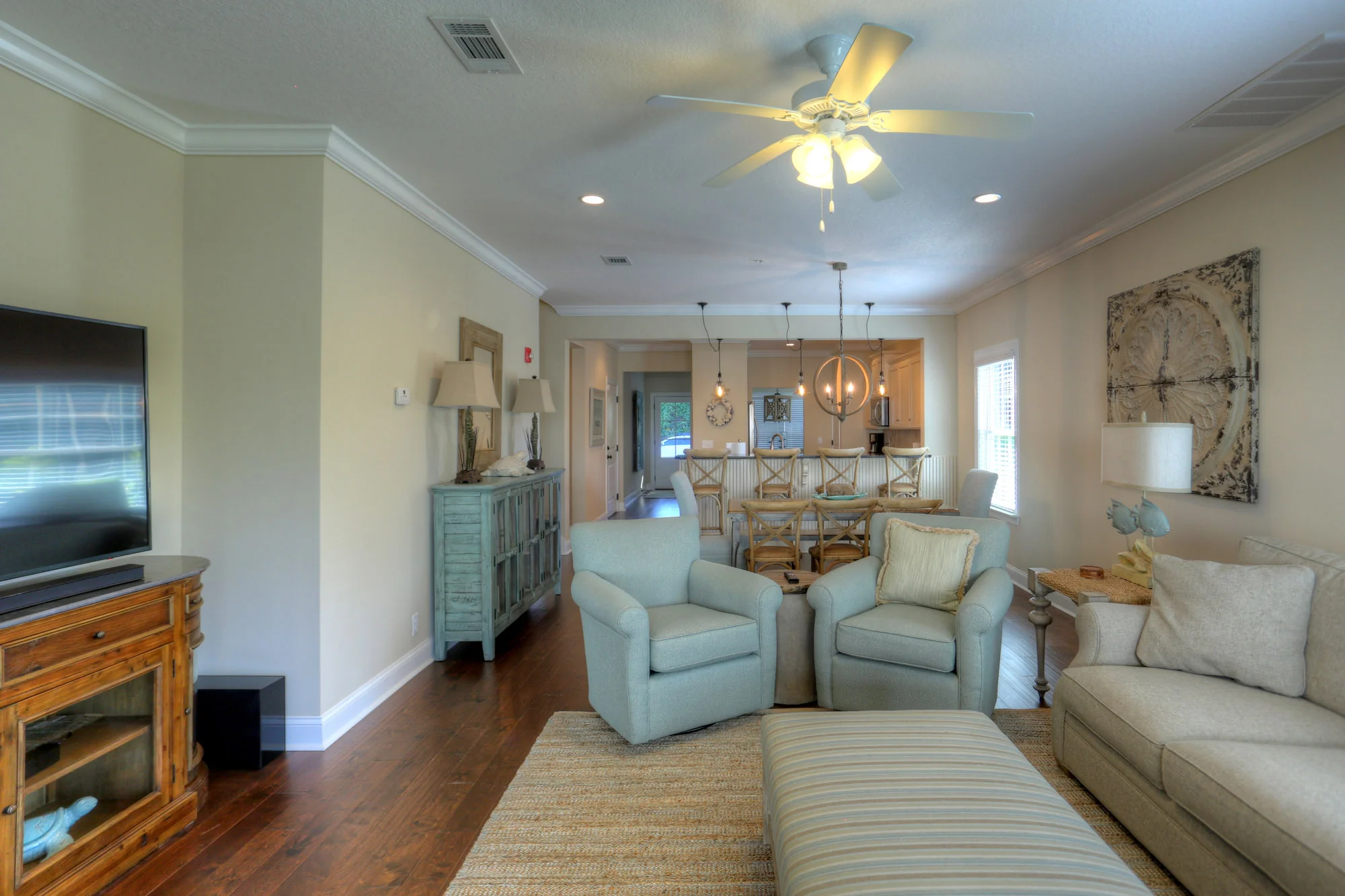 489-Longview-15.jpg