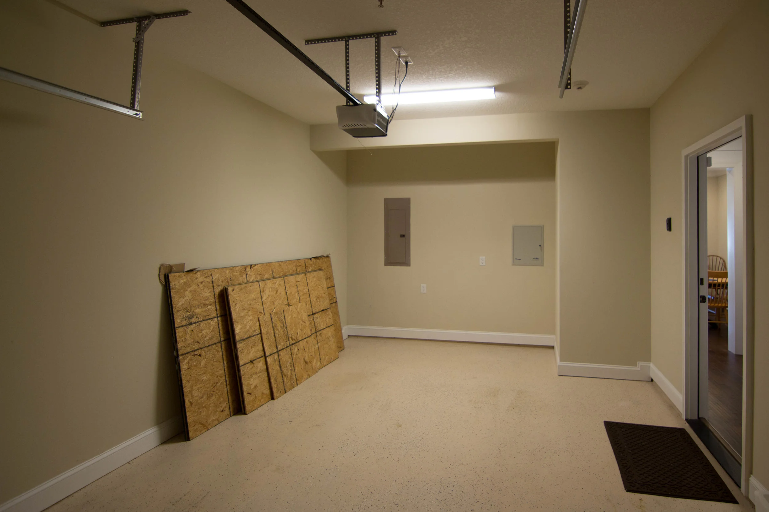 22 Garage.jpg
