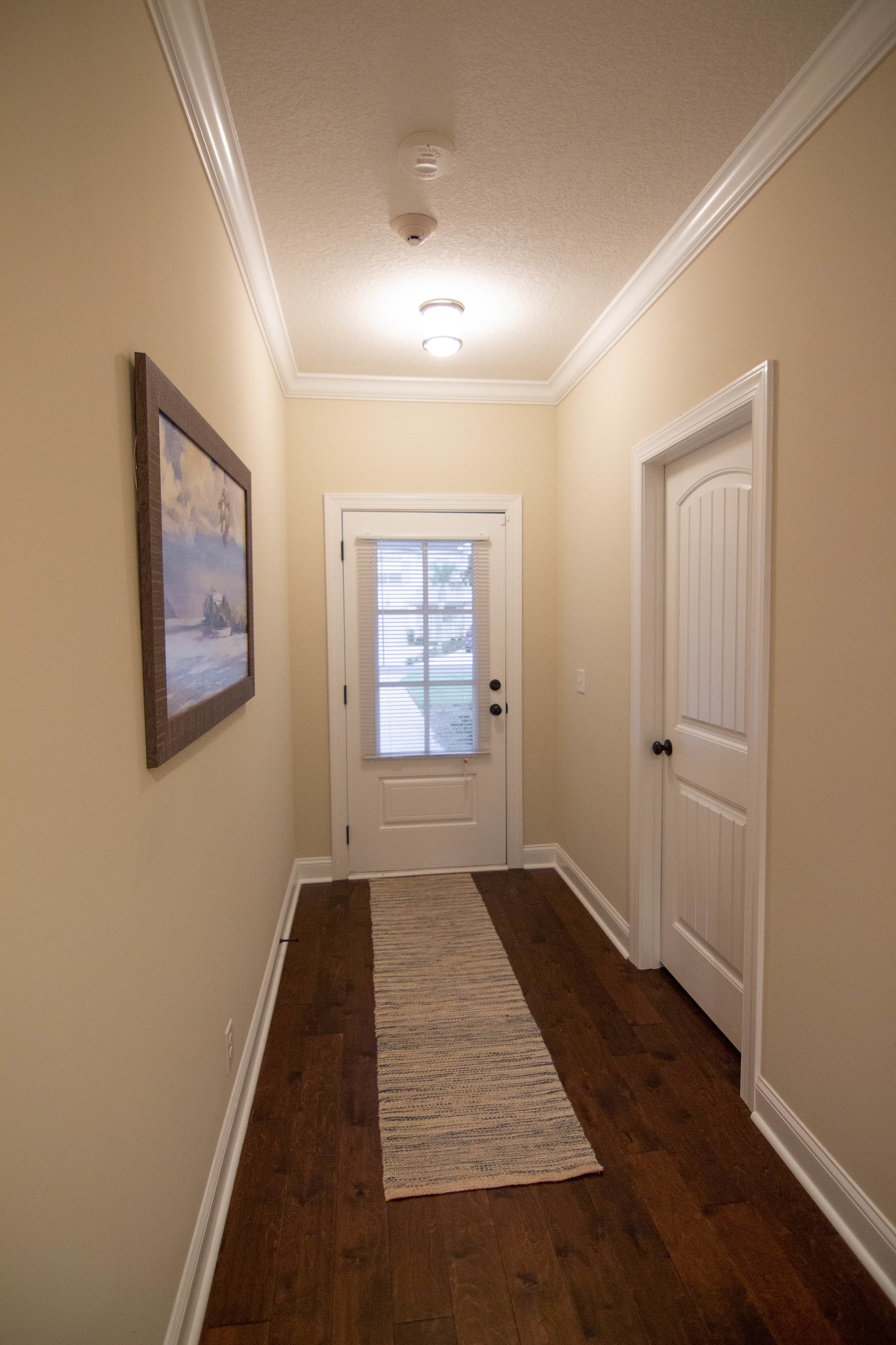 02 Foyer.jpg