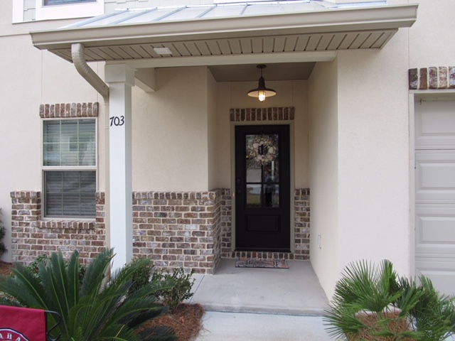 02 Front Door.jpeg