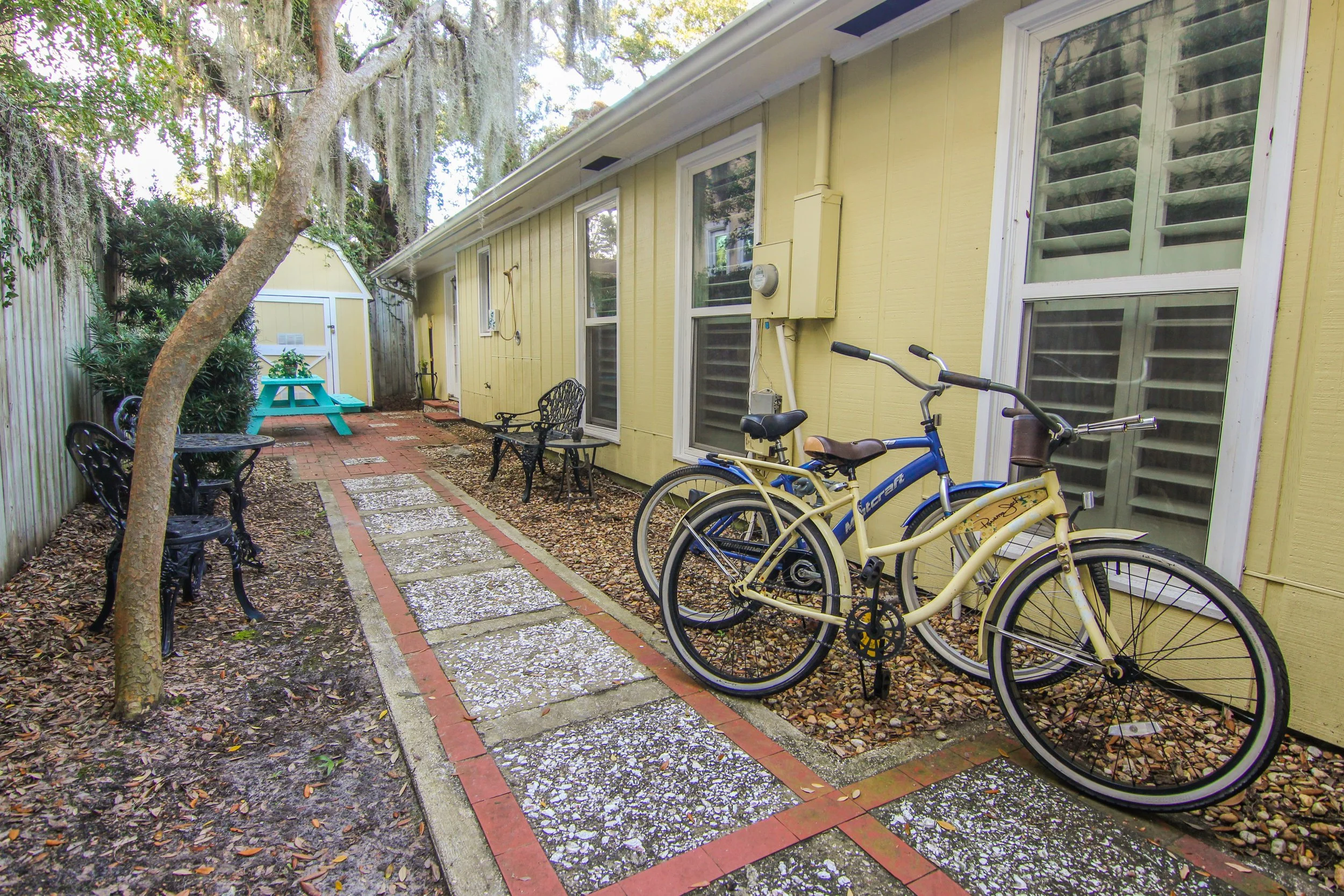 32 Backyard (Option 1).jpg