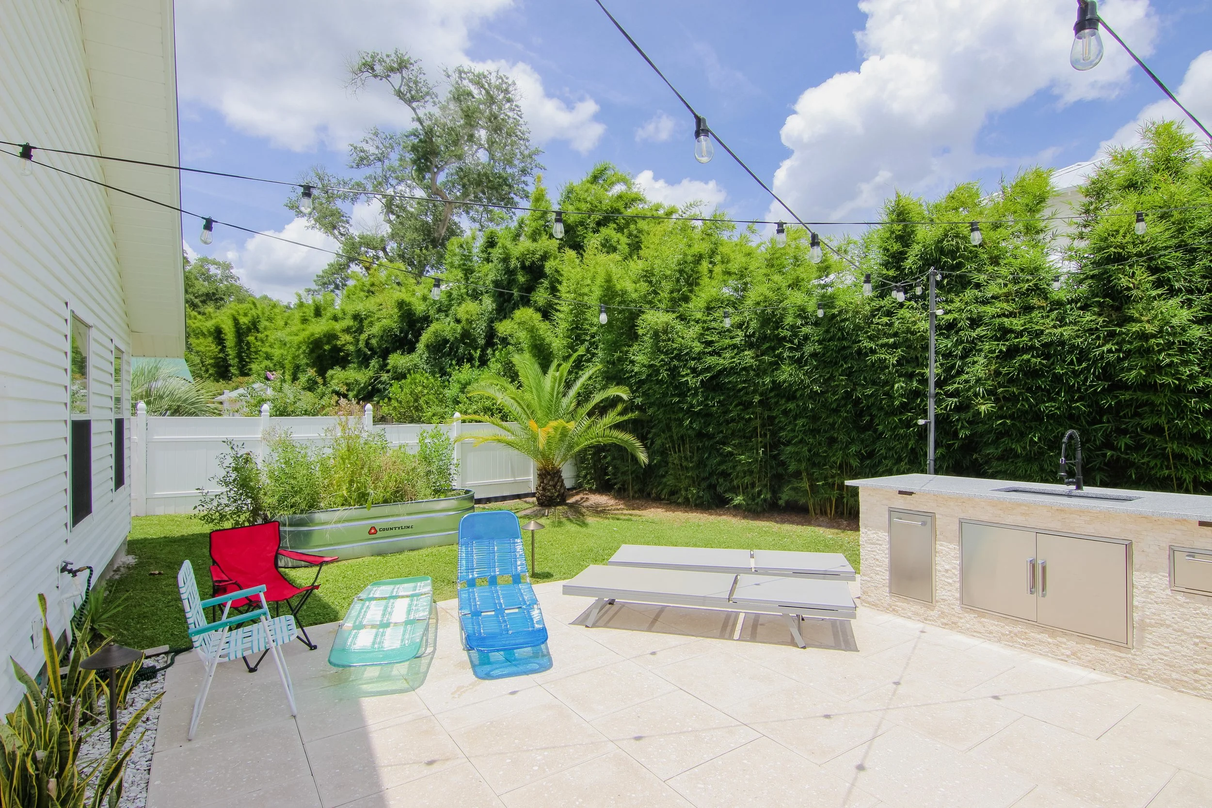 29 Backyard.jpg