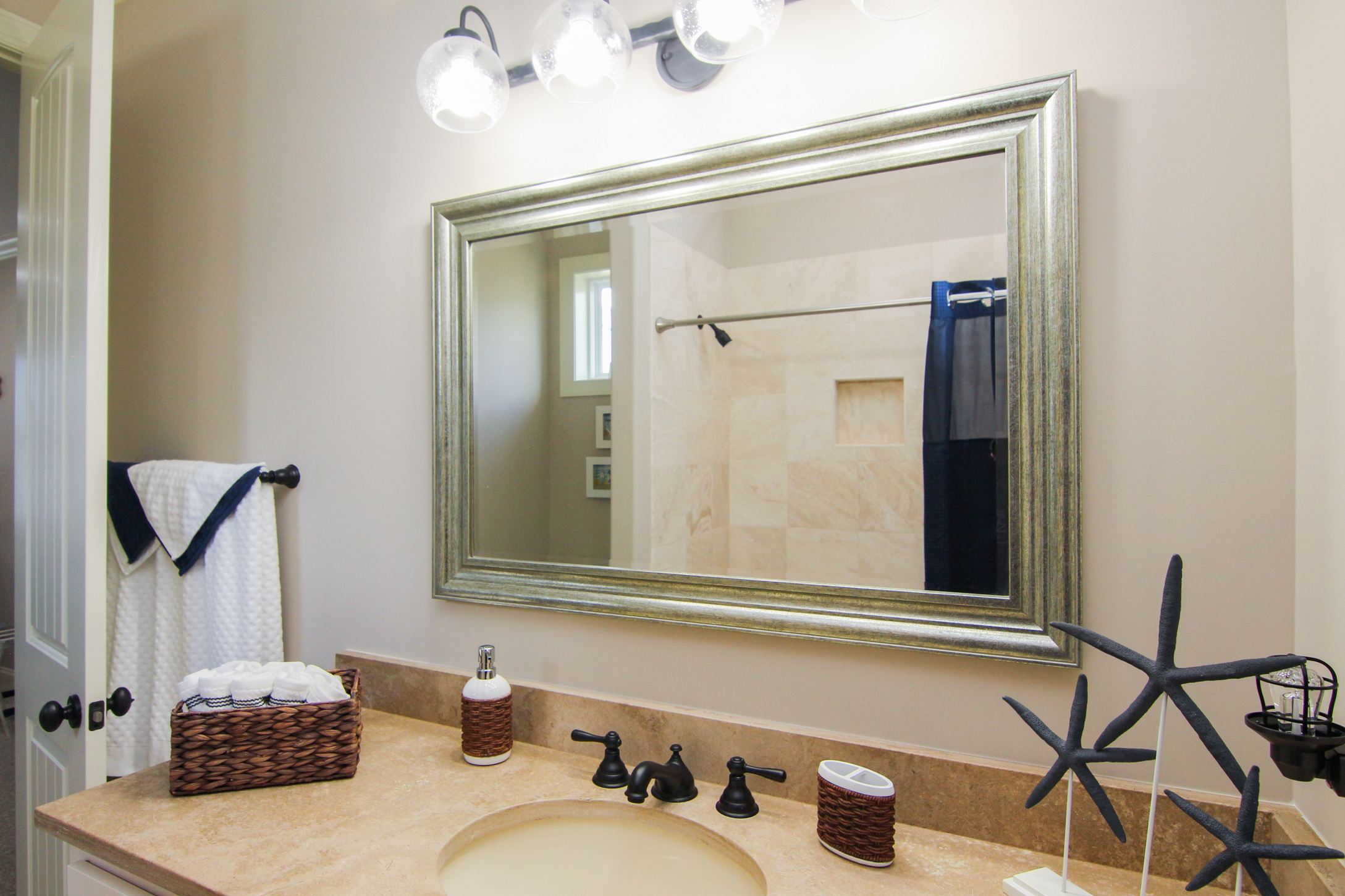 32 Bedroom 1 Bath.png