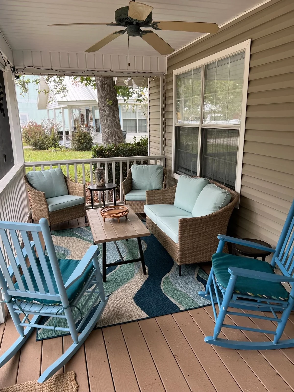 03 Front Porch.jpeg