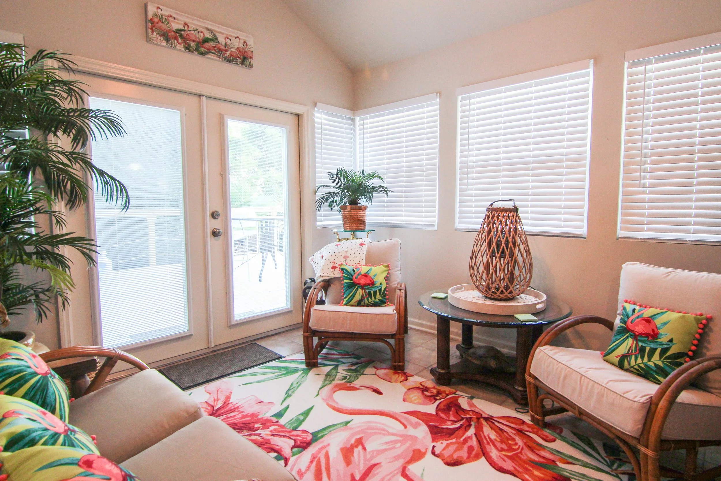 14 Sunroom.jpg