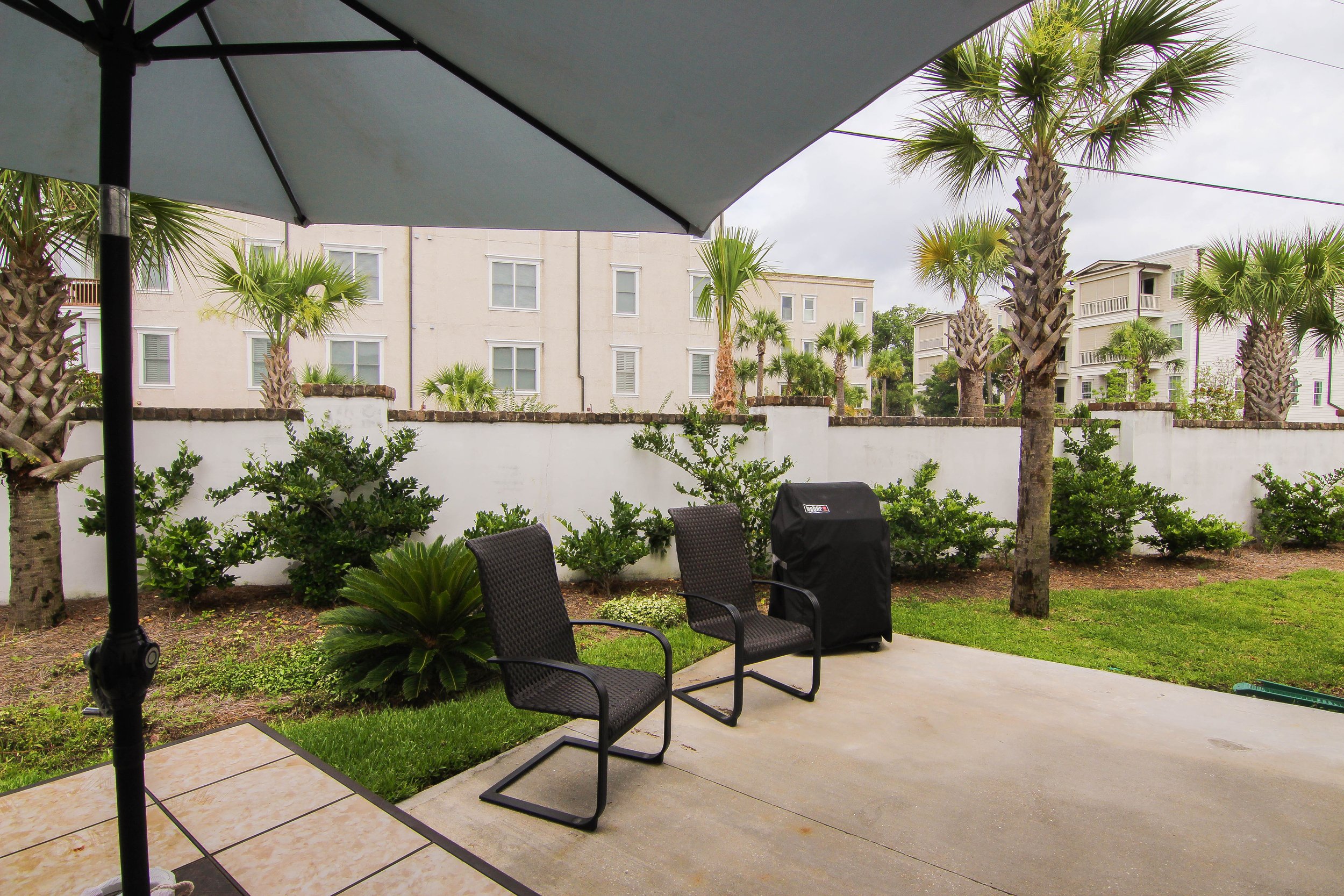 26 Patio.jpg