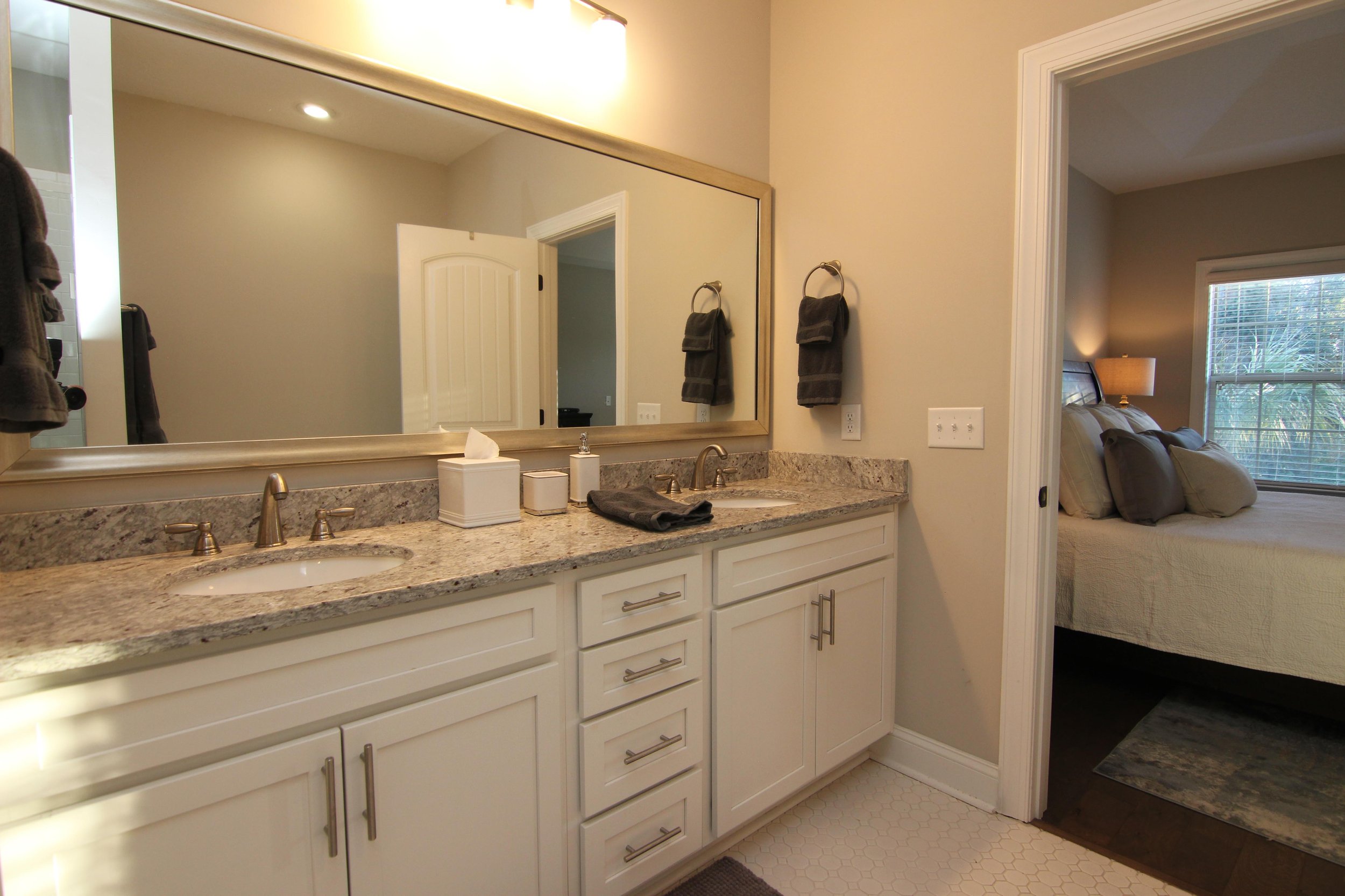 15 Master Bath.jpg