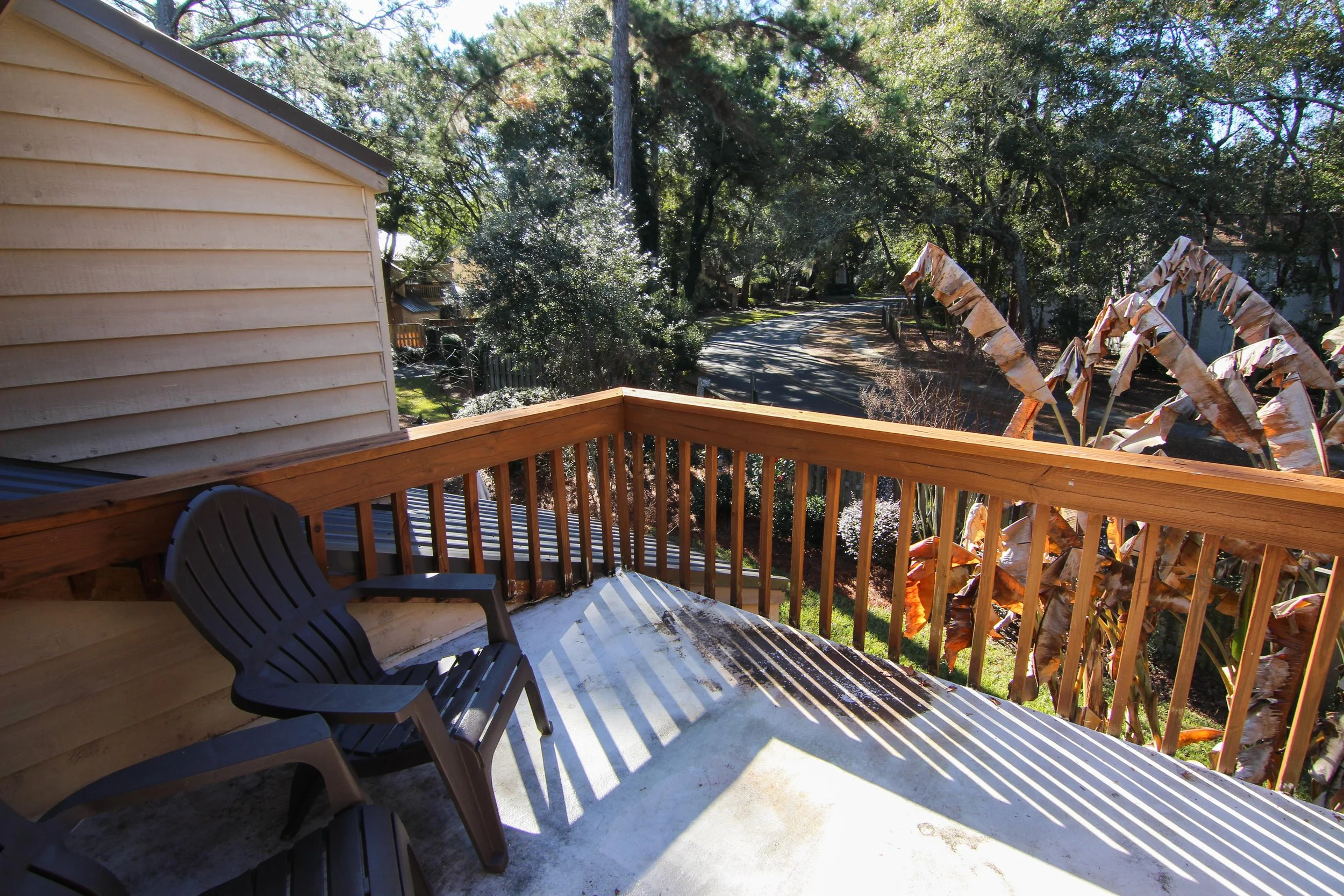 18 Porch.jpg