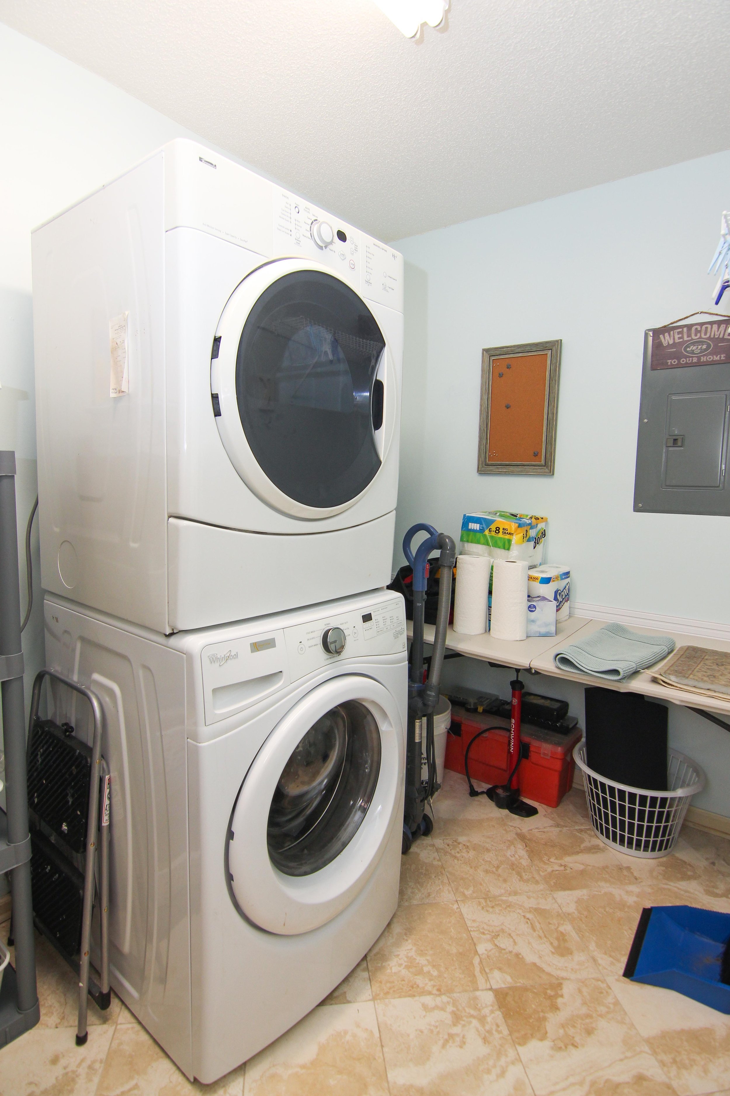 21 Laundry Room.jpg