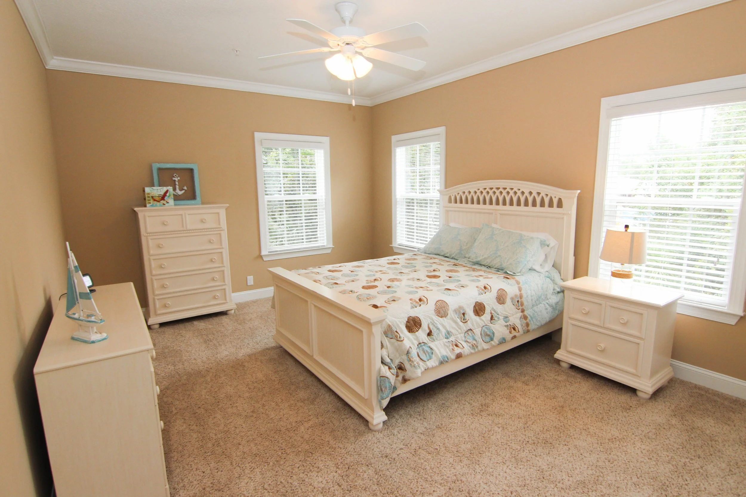 30 Bedroom 2.jpg