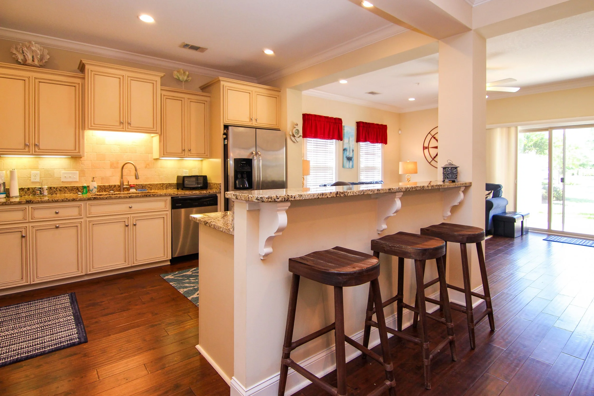 03 Breakfast Bar.jpg