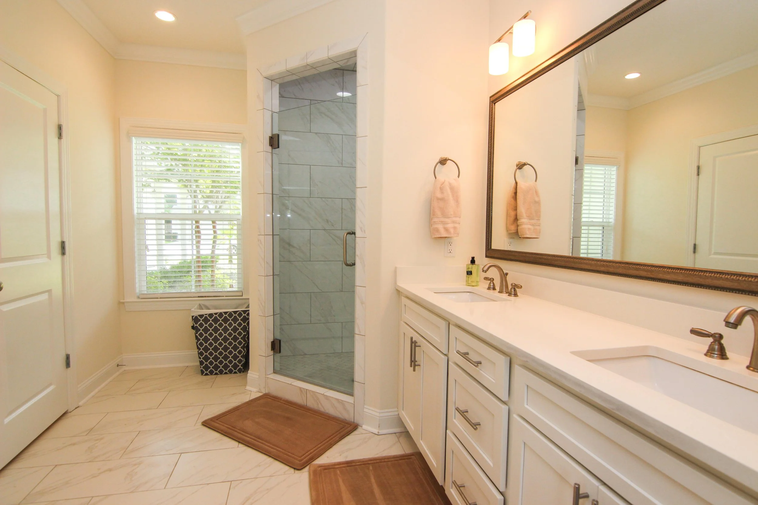07 Master Bath.jpg