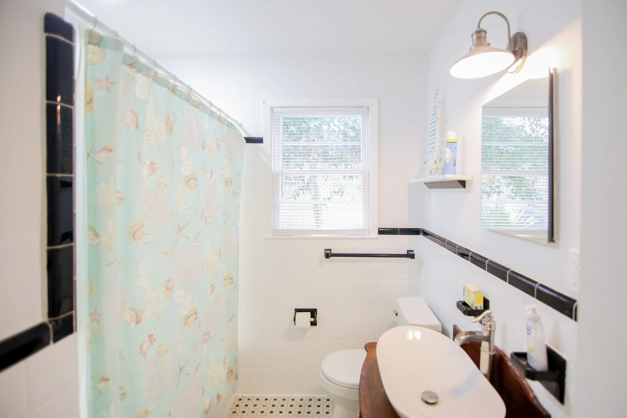 27 Hall Bath.jpg