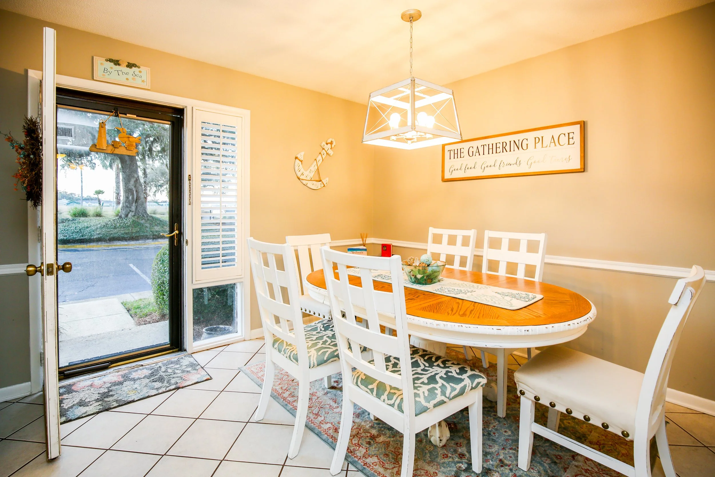 02 Island Townhome E4.jpg