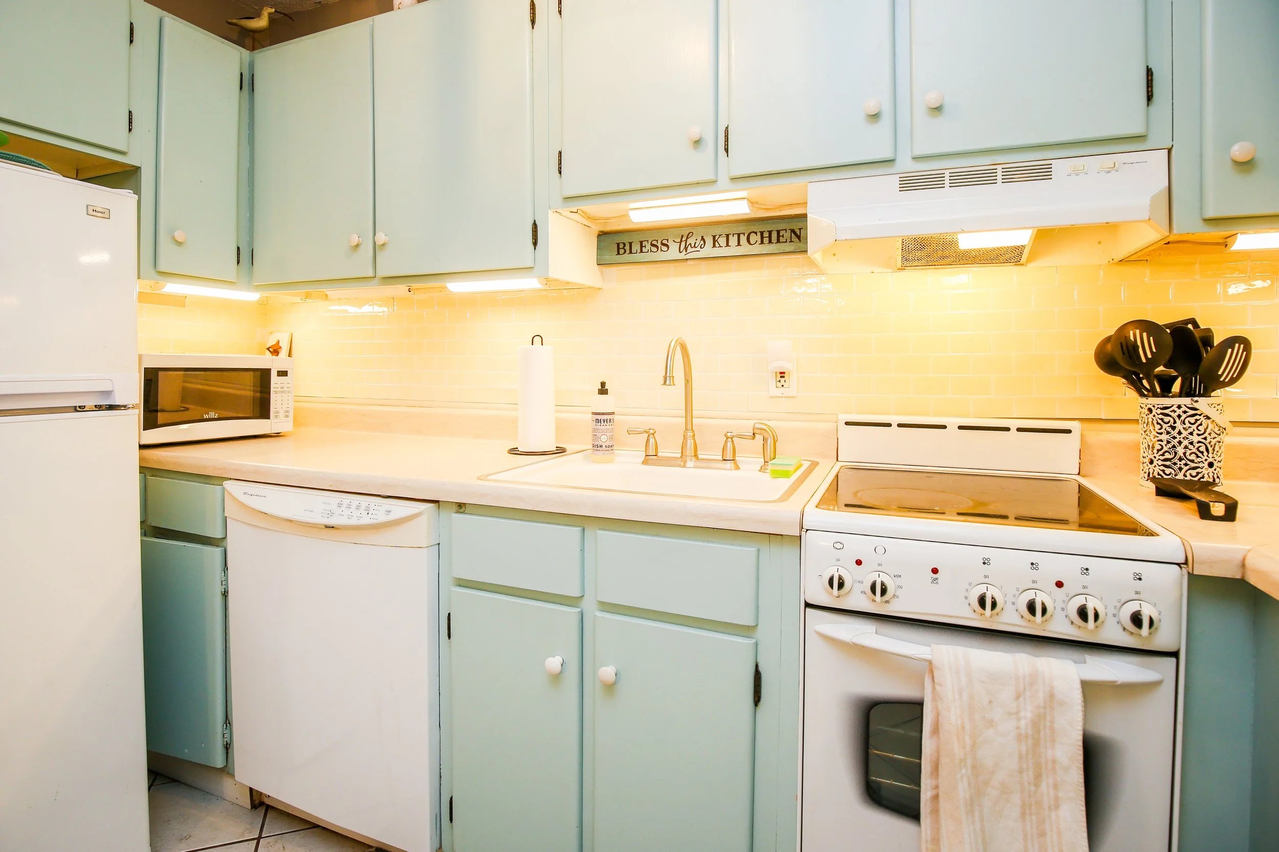 06 Island Townhome E4.jpg