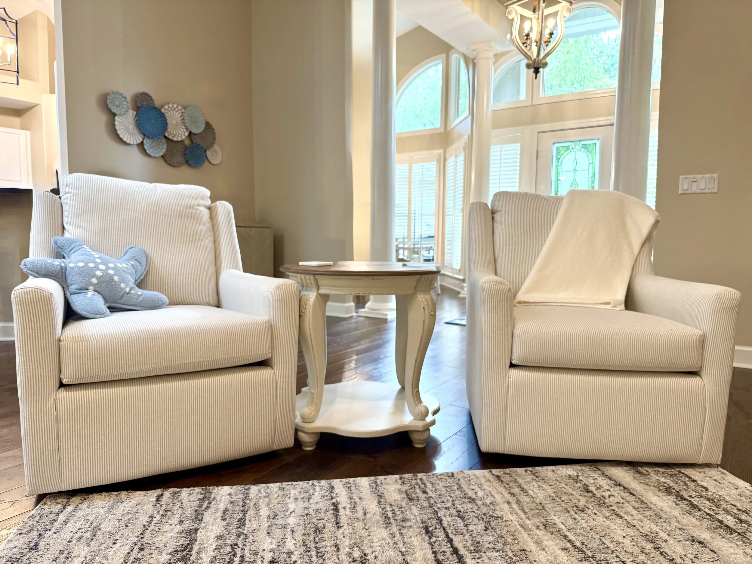 19_Great Room Sitting Area.jpg