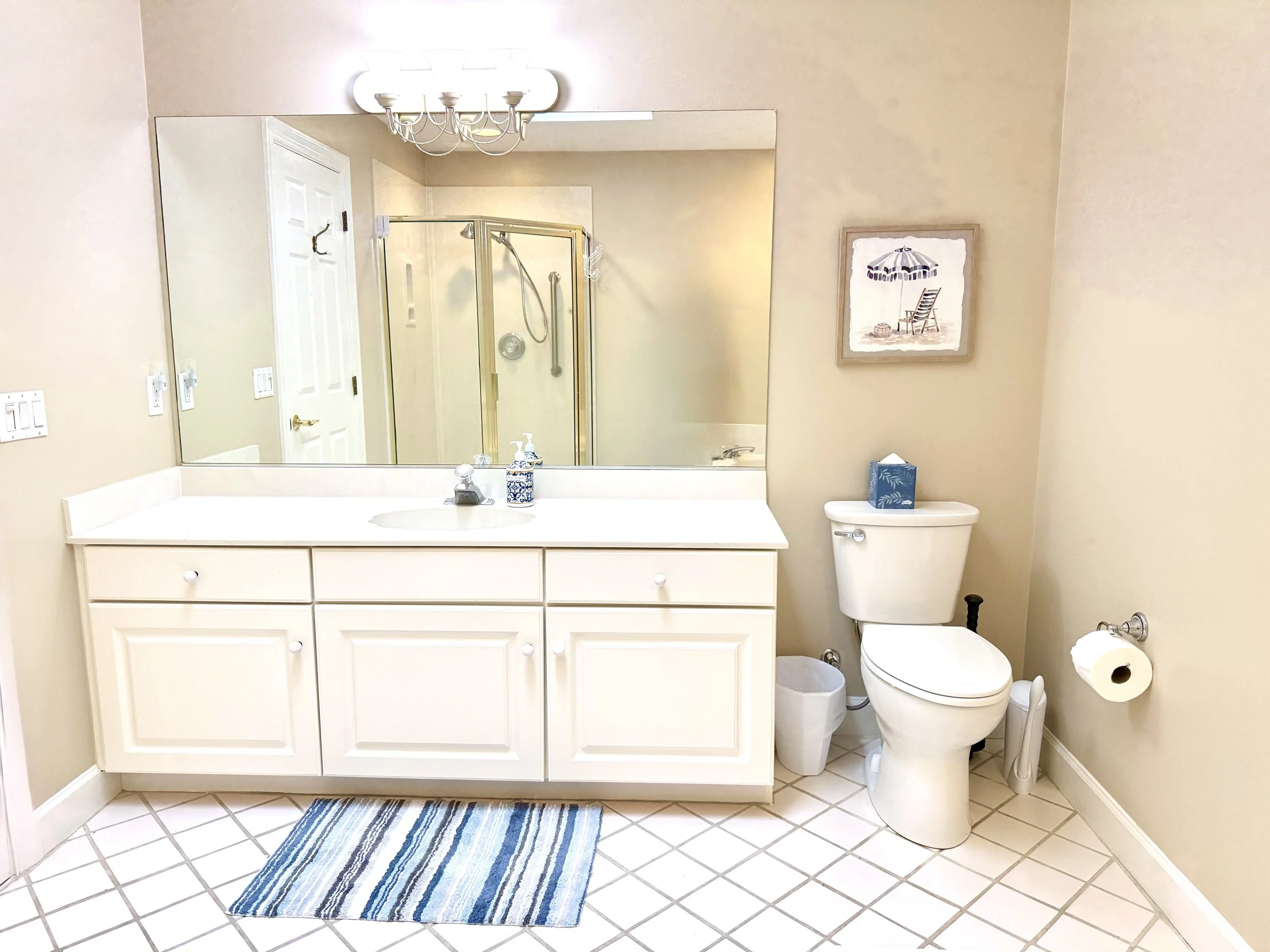 57_2nd Bath Room .jpg