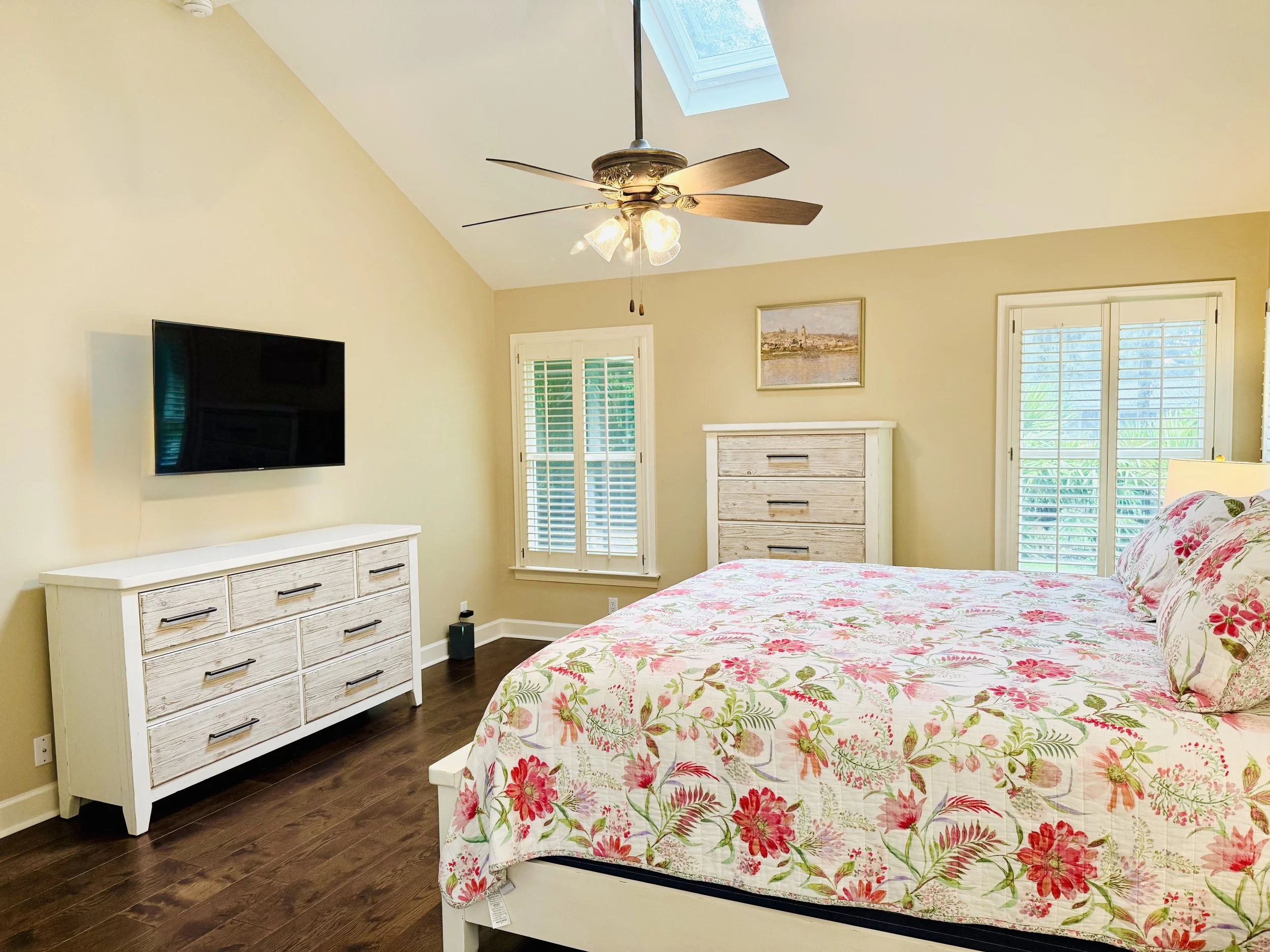 41_Master Bed Room.jpg