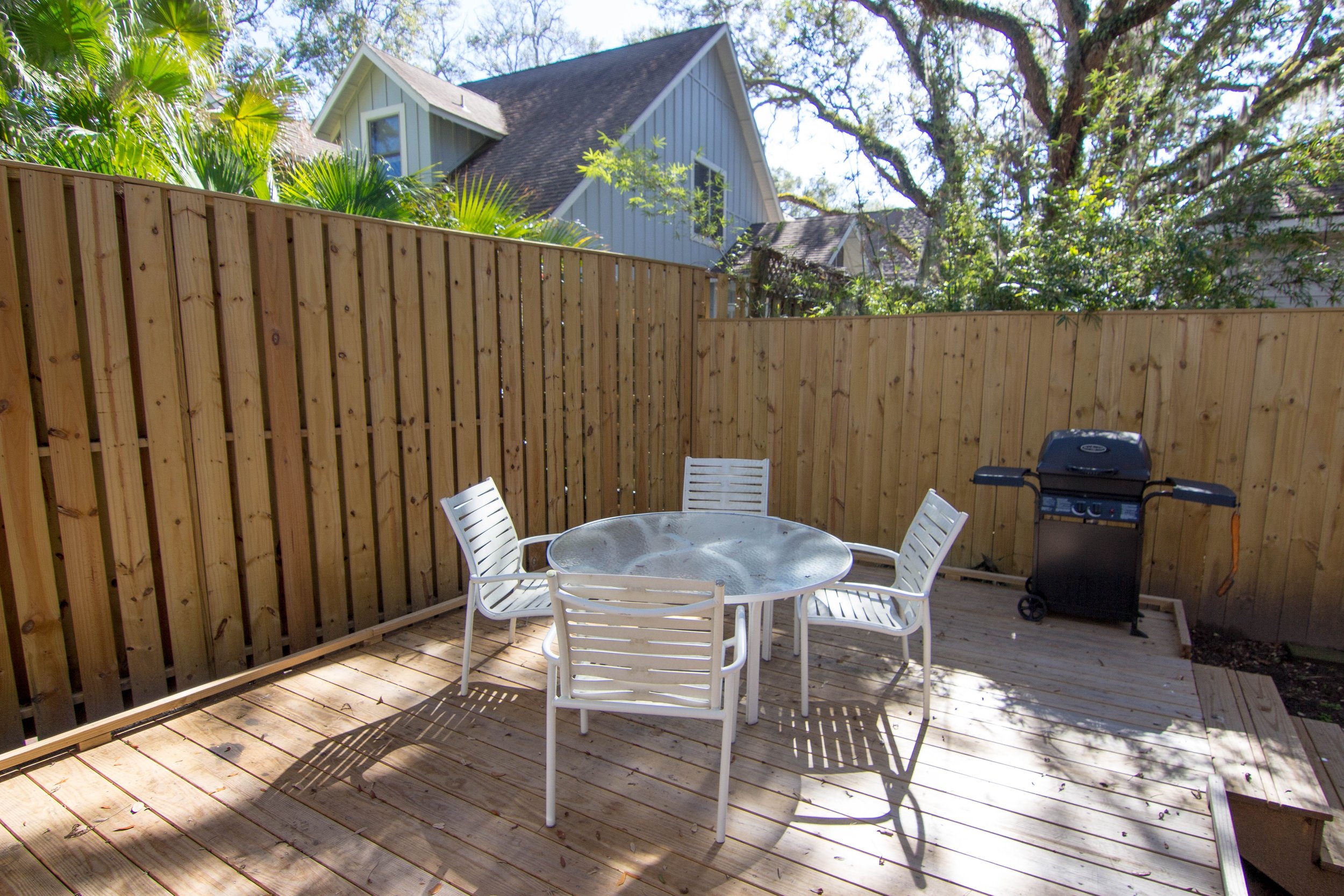 25 Patio.jpg