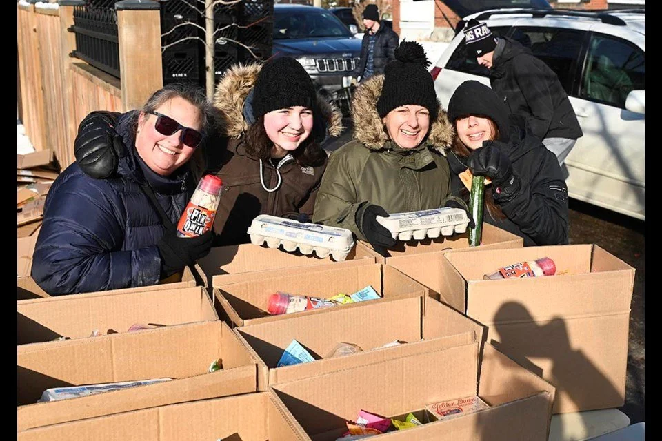 2025christmashampers-09.jpg