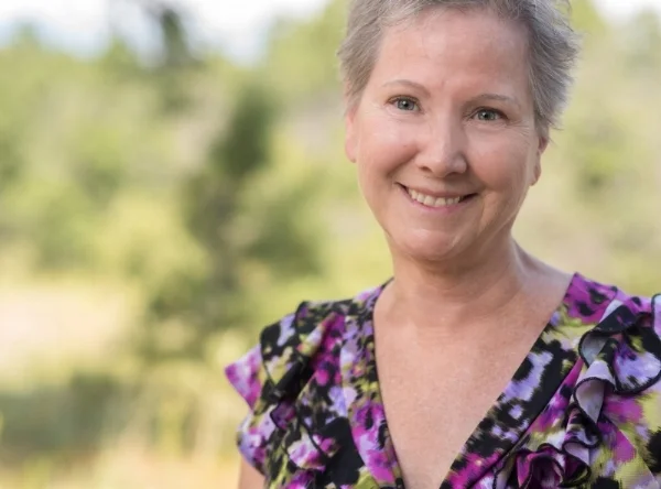 Dee Whitaker.jpg