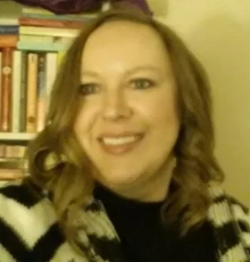Amanda Hall.jpg
