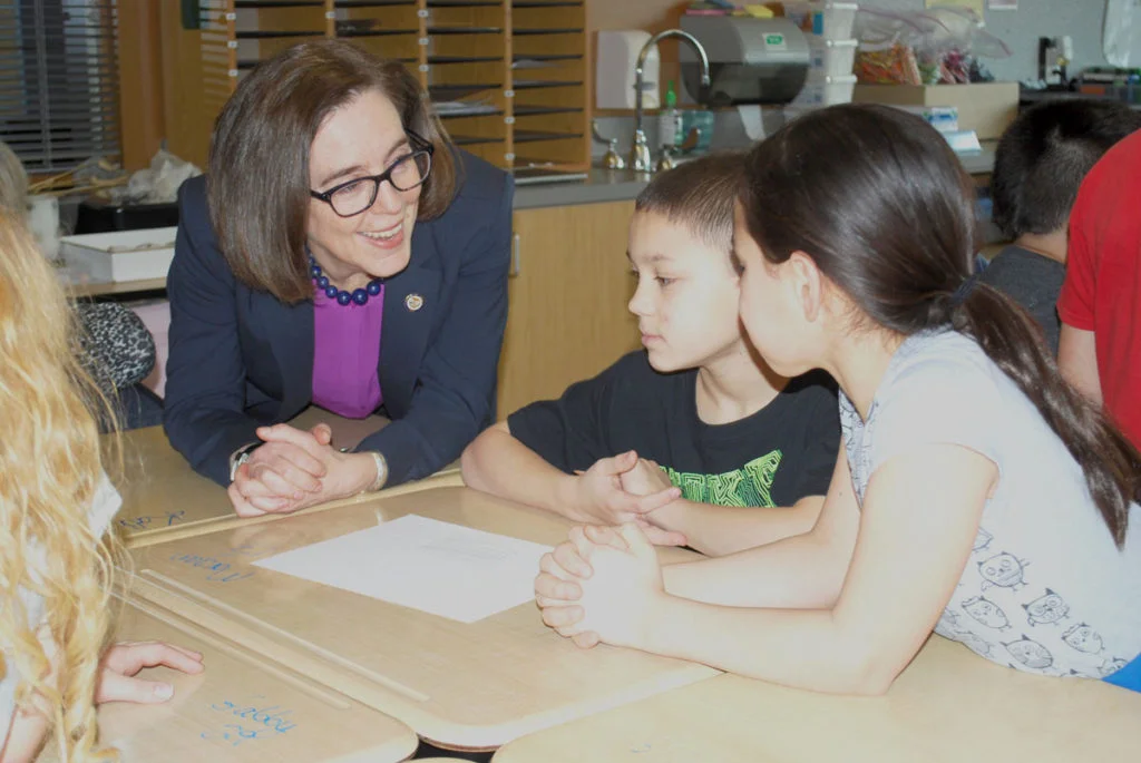 Governor Kate Brown meeting students at Quatama Elementary School, Hillsboro