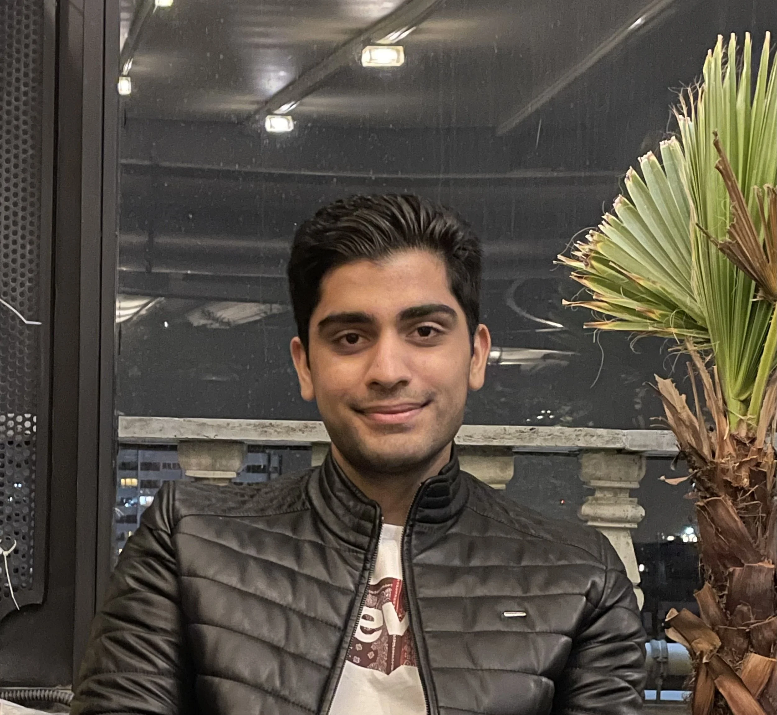 Ardavan Mehrazma, UCI Undergraduate Student