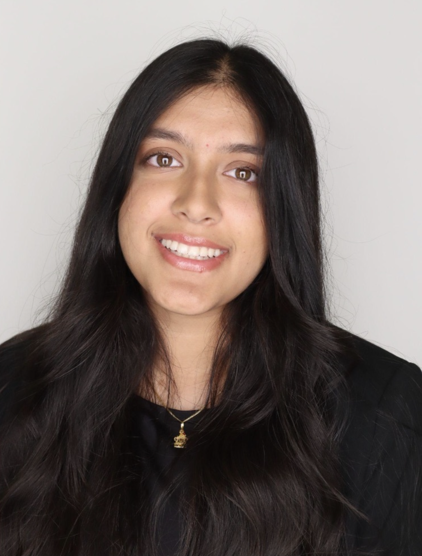 Ishva Patel, UCI Biology &amp; Business Administration Student