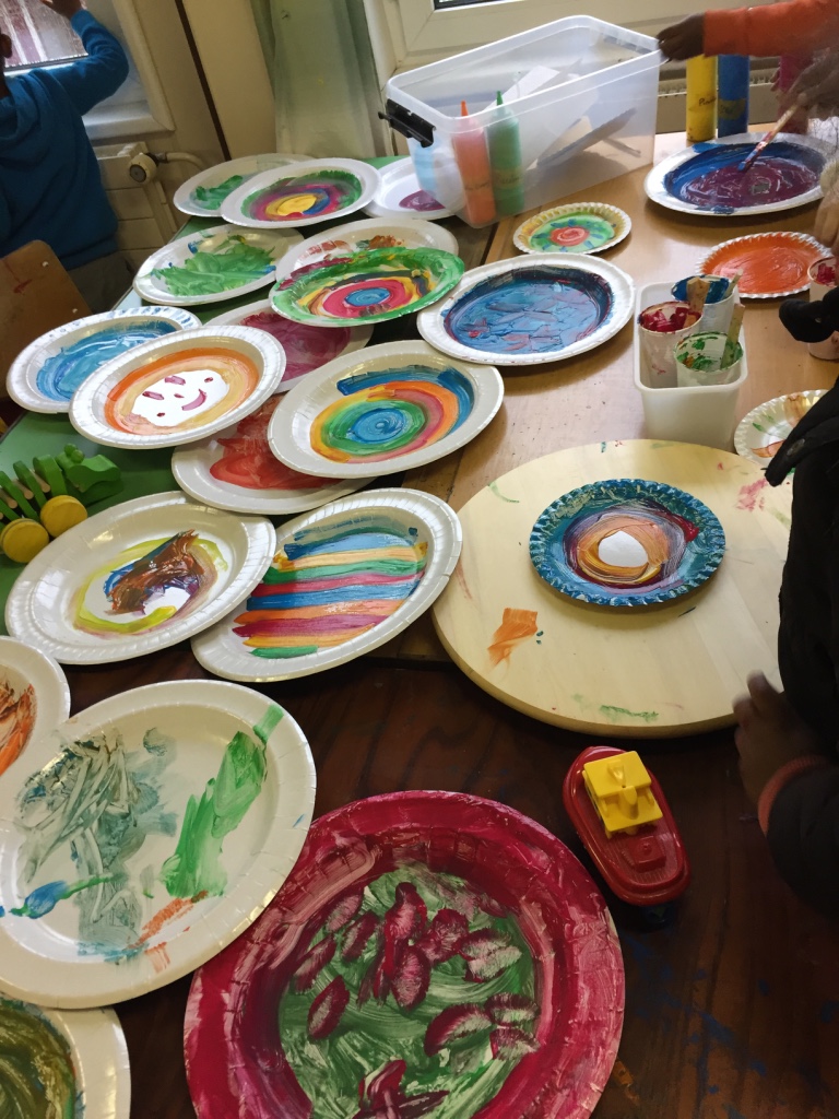 spin-art-artogether-refugee-zurich-7.jpg