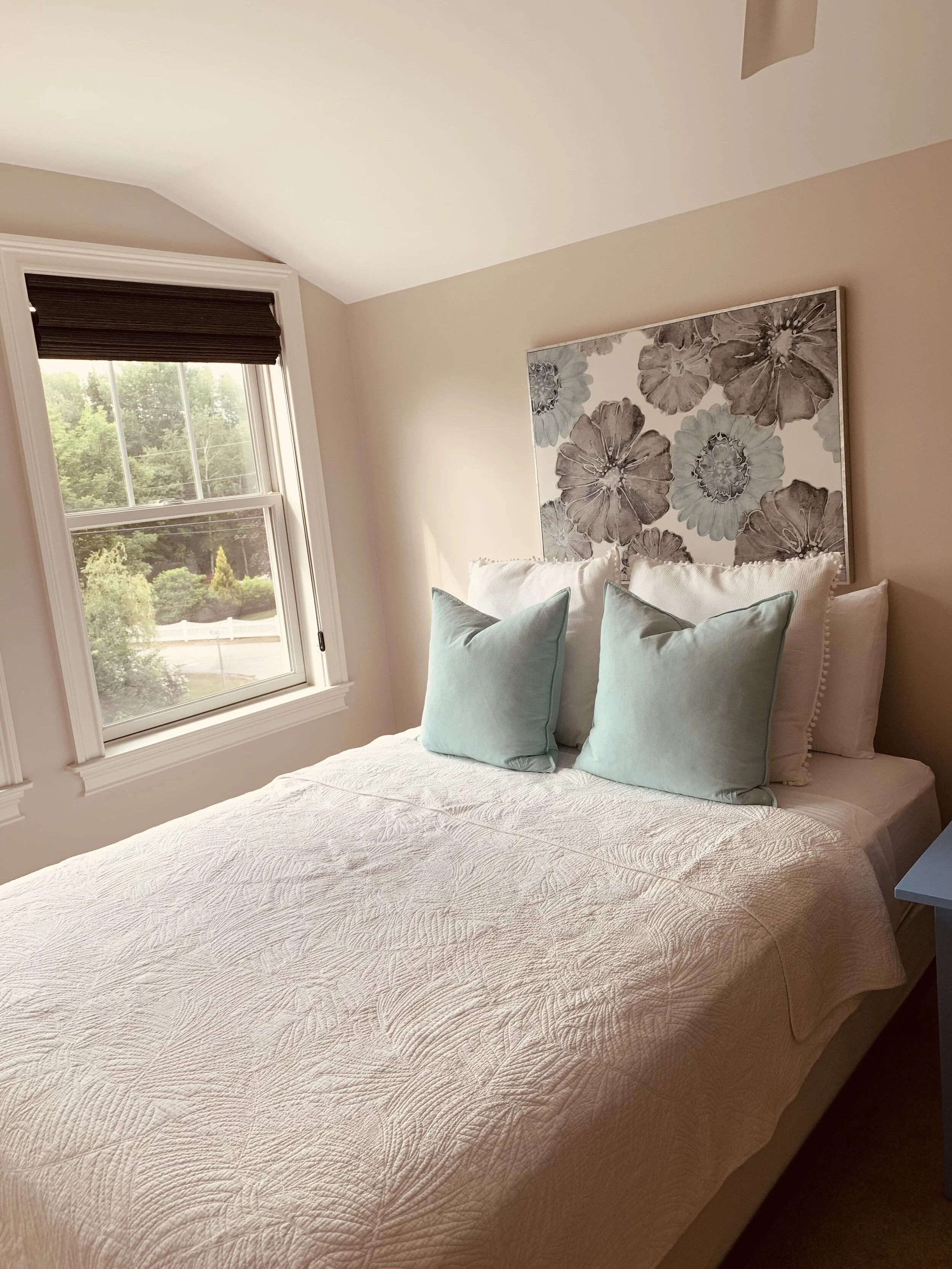 Tour — The Corner House at Jenness Beach (Rye, NH)